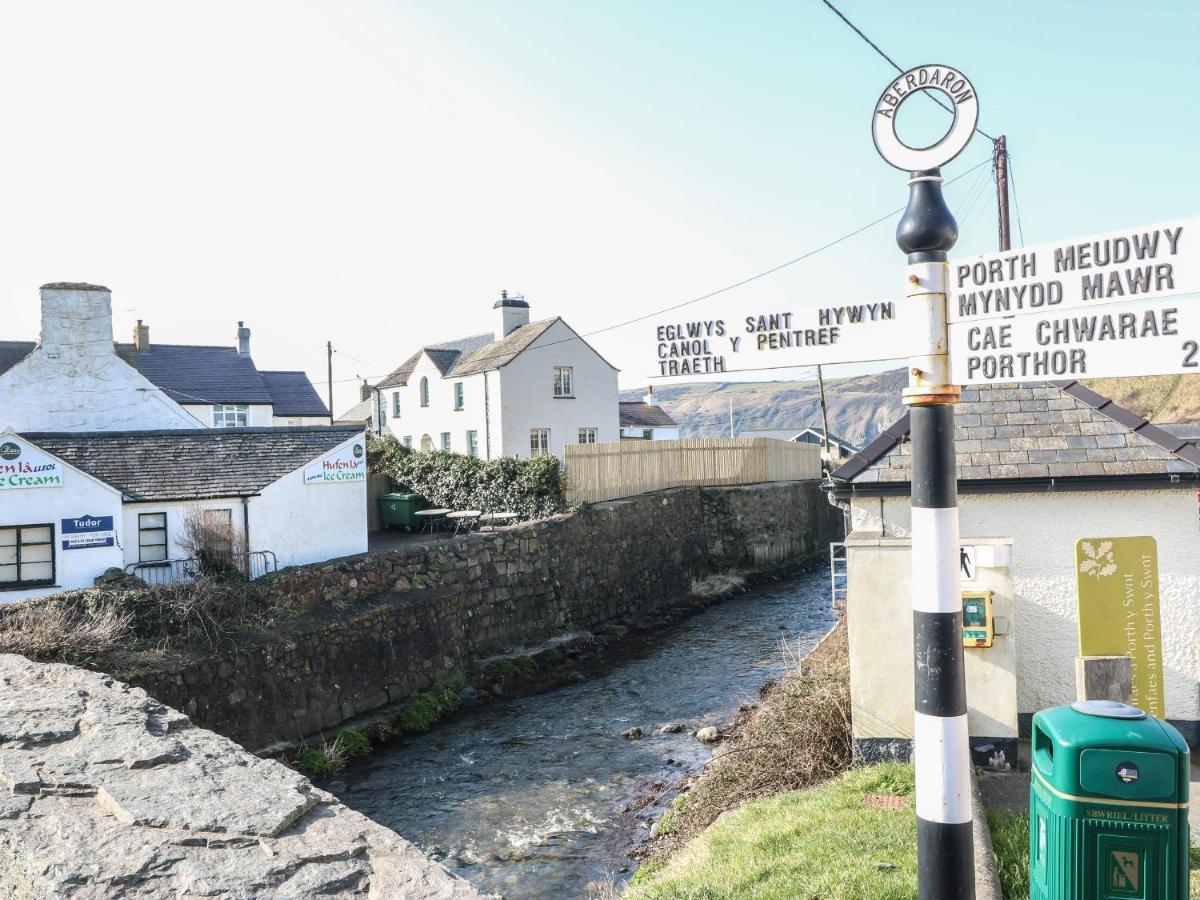Tan Bryn 2 Lägenhet Aberdaron Exteriör bild